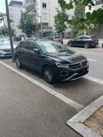 grande-berline-volkswagen-t-roc-2023-khenchela-algerie