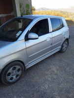 citadine-kia-picanto-2011-lakhdaria-bouira-algerie