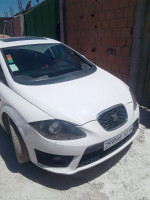 voitures-seat-leon-2012-fr-les-eucalyptus-alger-algerie