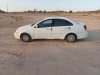 voitures-chevrolet-optra-5-portes-2004-el-aouinet-tebessa-algerie