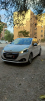 voitures-peugeot-208-2015-allure-facelift-telerghma-mila-algerie