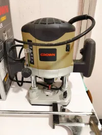 DEFONCEUSE 1050W CROWN. Jdida utilisé 1fois