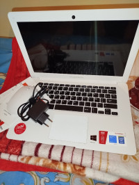 pc-portable-laptop-venu-de-france-neuf-birkhadem-alger-algerie