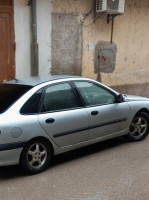 berline-renault-laguna-1-1999-batna-algerie