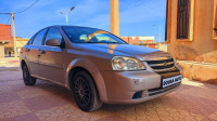 voitures-chevrolet-optra-4-portes-2006-laghouat-algerie