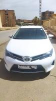 moyenne-berline-toyota-auris-2013-biskra-algerie