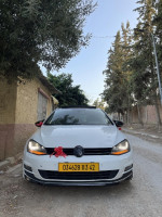 voitures-volkswagen-golf-7-2013-bleu-montion-ahmar-el-ain-tipaza-algerie