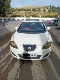 سيارات-seat-leon-2011-مازونة-غليزان-الجزائر