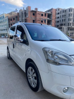 voitures-citroen-berlingo-2011-oum-el-bouaghi-algerie