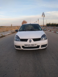 voitures-renault-clio-classique-2004-djelfa-algerie