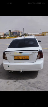 voitures-chevrolet-optra-4-portes-2014-batna-algerie