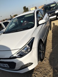سيارات-hyundai-i20-2018-شراقة-الجزائر