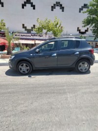 سيارات-dacia-sandero-2018-stepway-بومرداس-الجزائر