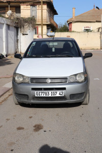 voitures-fiat-palio-2007-fire-kolea-tipaza-algerie