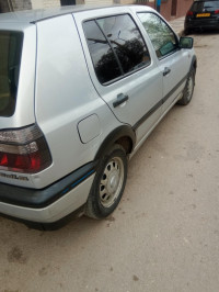 voitures-volkswagen-golf-3-1993-tiaret-algerie