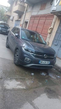 سيارات-volkswagen-t-roc-2022-move-باب-الزوار-الجزائر