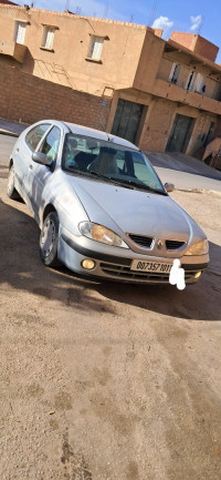 voitures-renault-megane-1-2001-ksar-boukhari-medea-algerie