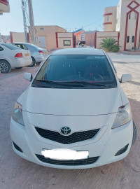 voitures-toyota-yaris-sedan-2013-ouargla-algerie