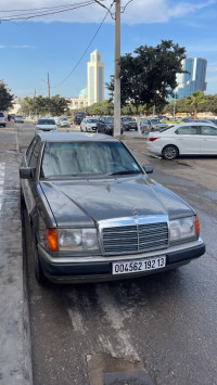 voitures-mercedes-classe-e-1992-oran-algerie