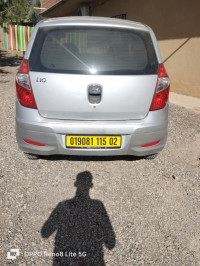 voitures-hyundai-i10-2015-el-karimia-chlef-algerie