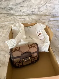 Sac Gucci original neuf avec facture venue de france!!