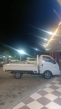 camion-hyundai-h100-2019-ksar-boukhari-medea-algerie