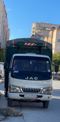 camion-jac-1040-2015-bejaia-algerie