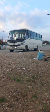 bus-mercedes-مرسيدس-2012-kemir-oued-adjoul-jijel-algerie