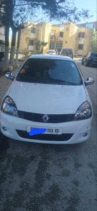 voitures-renault-clio-campus-2013-extreme-tlemcen-algerie