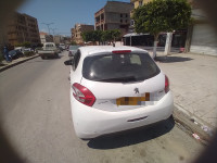 voitures-peugeot-208-2012-access-bejaia-algerie