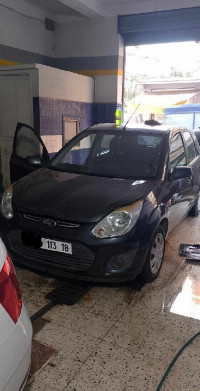 utilitaire-ford-figo-2013-jijel-algerie