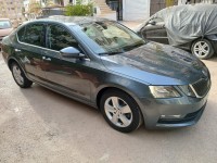 سيارات-skoda-octavia-2018-business-عين-بنيان-الجزائر