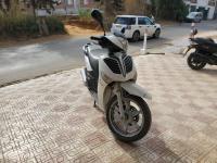 motos-scooters-keeway-benelli-caffenero-logik-2018-el-achour-alger-algerie