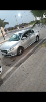 voitures-peugeot-301-2015-active-mostaganem-algerie