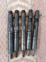 pieces-vehicules-injecteur-15-dci-100-et-80-hp-gdyel-oran-algerie