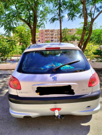 voitures-peugeot-206-2004-setif-algerie