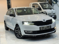 voitures-skoda-rapid-2019-mont-carlo-oum-el-bouaghi-algerie