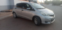 voitures-toyota-yaris-2013-bethioua-oran-algerie