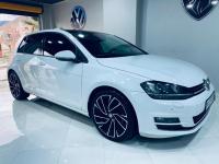 سيارات-volkswagen-golf-7-2017-carat-مروانة-باتنة-الجزائر