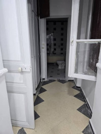 appartement-location-f3-annaba-algerie