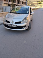 voitures-renault-clio-3-2007-setif-algerie