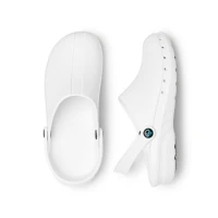 Sabots médicales stérilisables / antibactérien / anti-dérapant