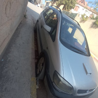 break-familiale-opel-zafira-2002-lakhdaria-bouira-algerie