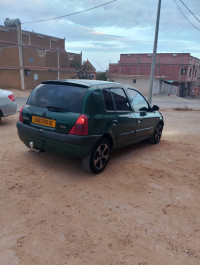 voitures-renault-clio-2-2001-extreme-ain-merane-chlef-algerie