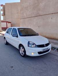 voitures-renault-clio-campus-2012-bye-ain-merane-chlef-algerie