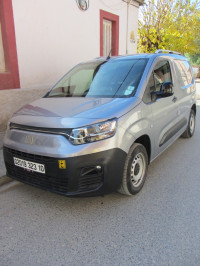 voitures-fiat-doblo-2023-bouira-algerie