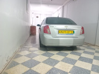 voitures-chevrolet-optra-4-portes-2007-saida-algerie