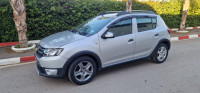 voitures-dacia-sandero-2015-stepway-dar-el-beida-alger-algerie