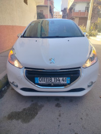 voitures-peugeot-208-2014-allure-sedrata-souk-ahras-algerie