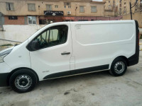 utilitaire-renault-trafic-2016-damiat-medea-algerie